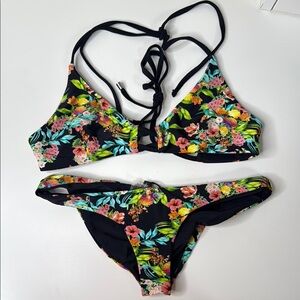 Chi Swimwear Bikini - Black Floral